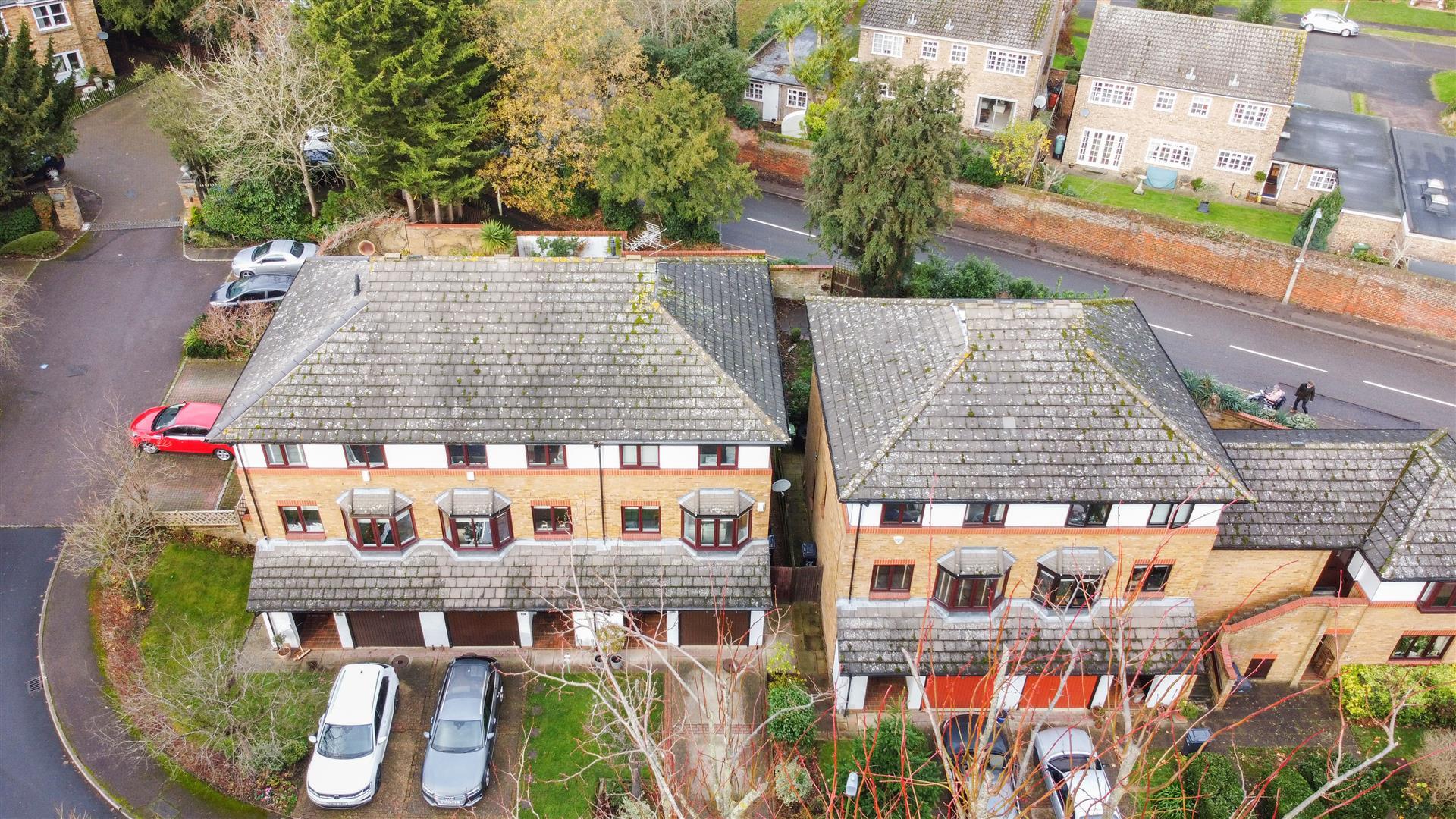 The Knowle, Hoddesdon Lanes Estate Agents